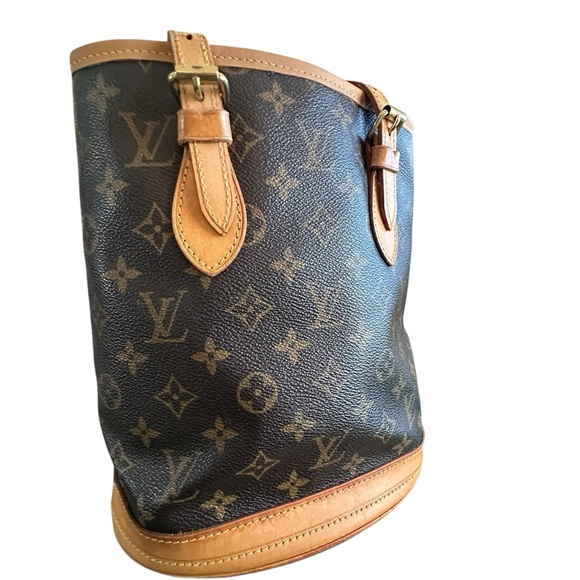 Authentic Louis Vuitton monogram, bucket, shoulder bag, PM SR0948 - Picture 8 of 15